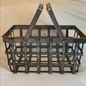 Metal farmhouse basket with handles.  NWOT